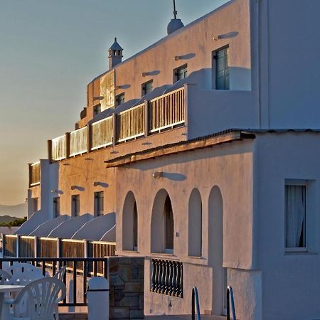 Alex Hotel Турлос Екстериор снимка