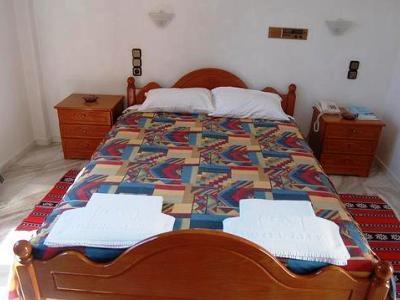 Alex Hotel Турлос Екстериор снимка
